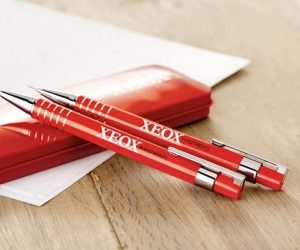 Upominkami promocyjnymi: długopisy promocyjne